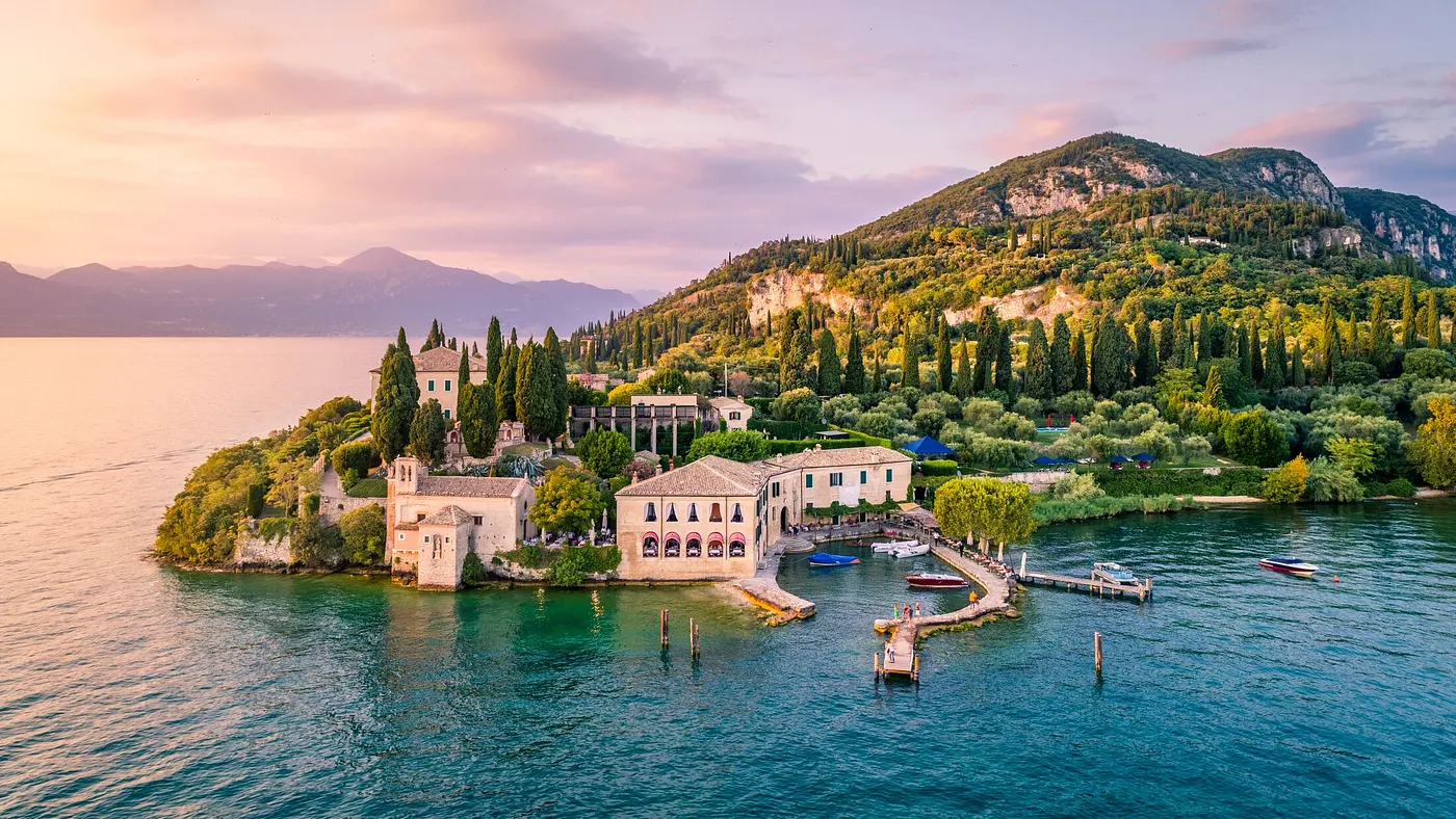 Garda Lake, Italy - What lawyers get wrong about Structuring